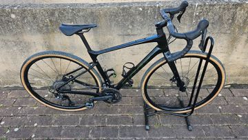 Used Giant Revolt Shimano GRX 2023 Road & Gravel, Black — image 2 of 13