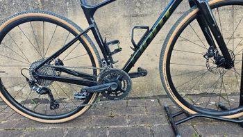 Used Giant Revolt Shimano GRX 2023 Route & Gravel