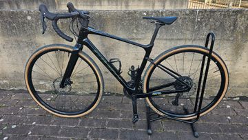 Used Giant Revolt Shimano GRX 2023 Road & Gravel, Black — image 3 of 13