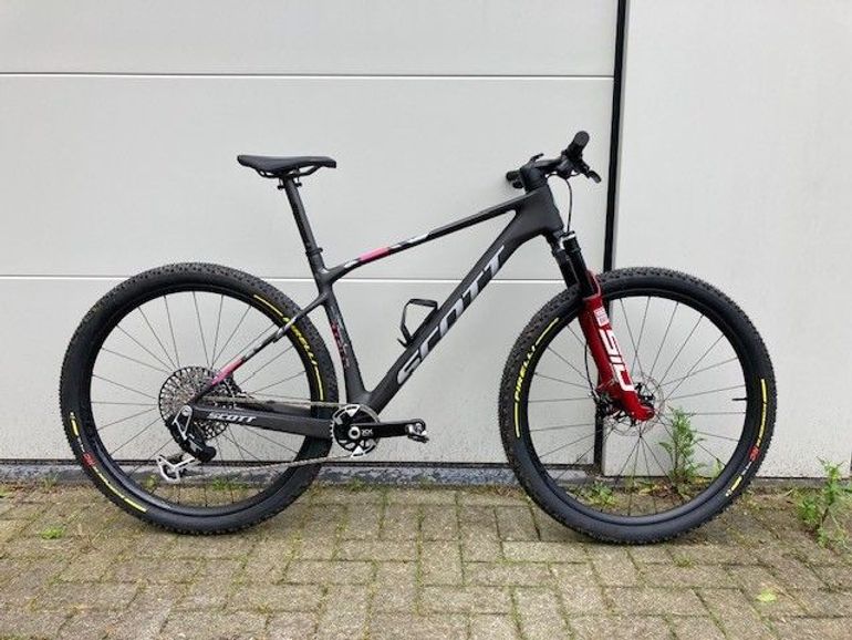 Used Scott Scale RC World Cup 2025 2025 Mountainbike — image 1 of 3