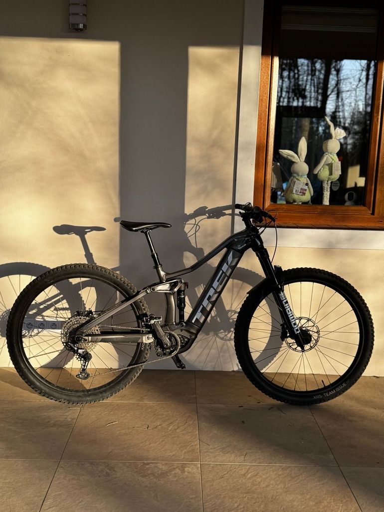 Used Trek Rail 7 Gen 2 2023 2023 Mountainbike, Black, 29 — image 1 of 6
