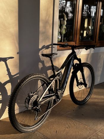 Used Trek Rail 7 Gen 2 2023 2023 Mountainbike, Black, 29 — image 2 of 6