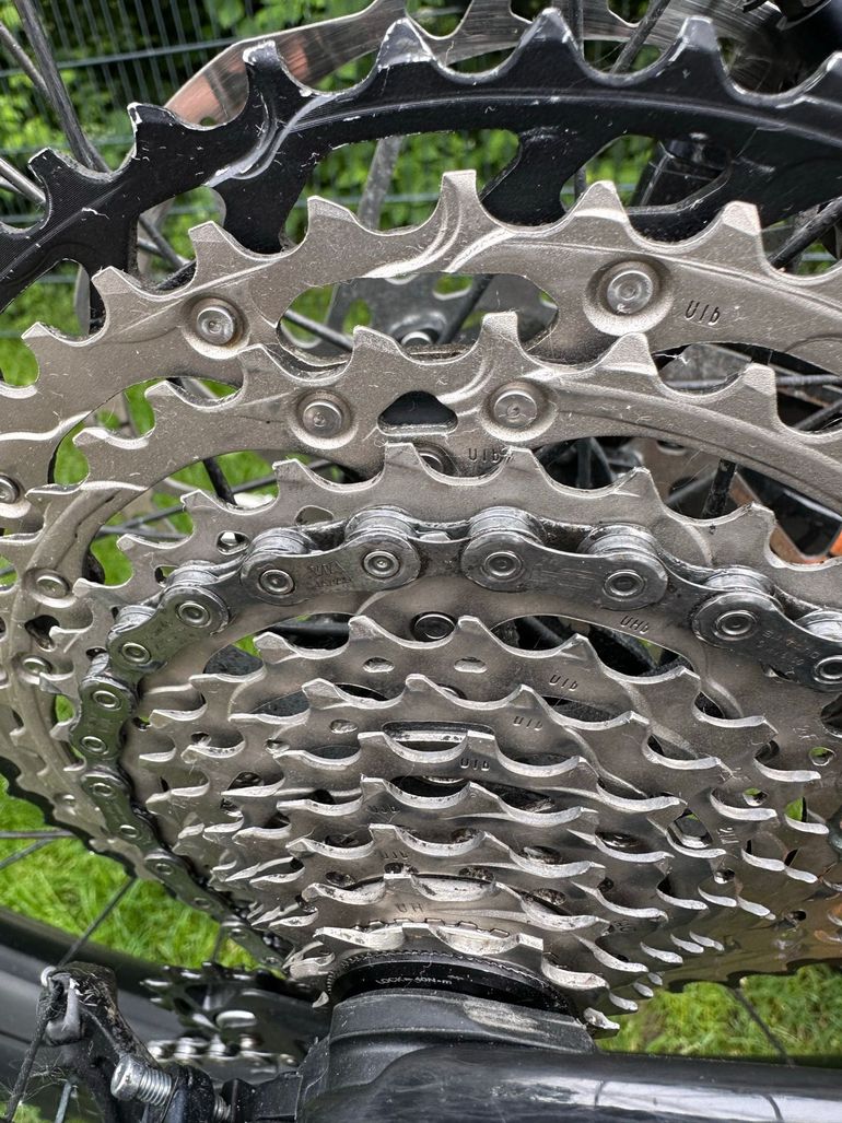 Used Canyon Spectral:ON CF 8 2024 2024 Mountainbike, Black, 29, 27.5 — image 13 of 15