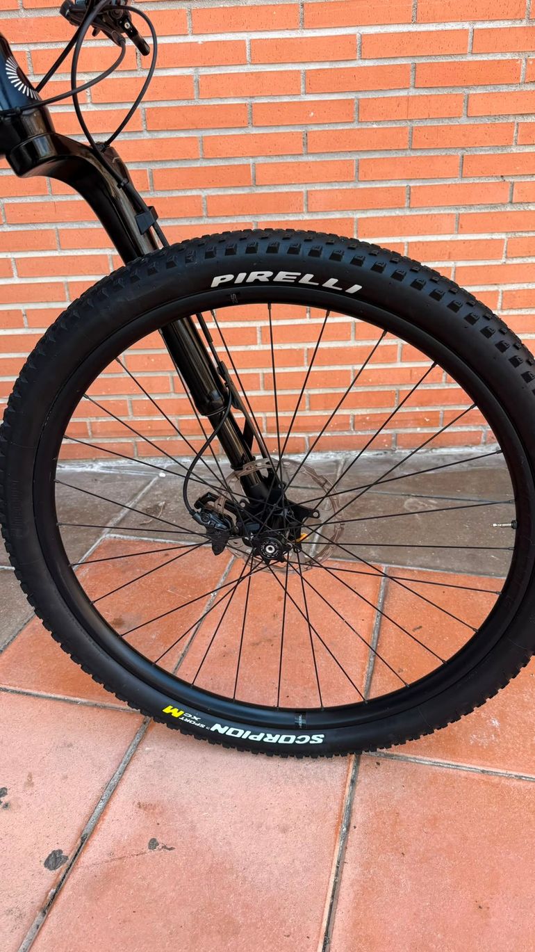 Used Cannondale Scalpel Carbon 3 2023 2023 Mountainbike — image 12 of 15