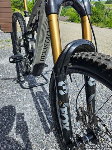 Used Moustache Game 160.9 2025 2025 Mountainbike, Light Gray, 29 — image 11 of 14