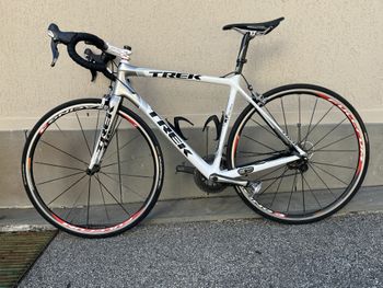 Used Trek Madone 5.5 2011 2011 Road & Gravel, Weiß — image 2 of 3
