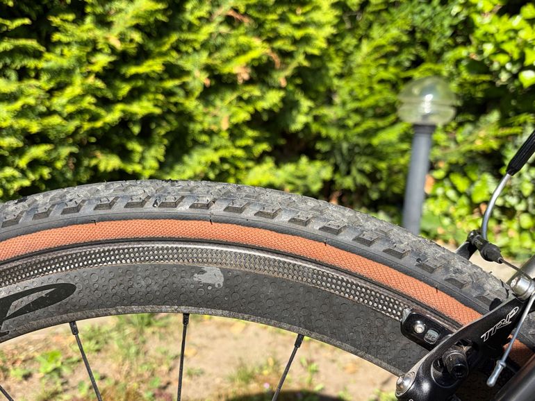 Used Legend Legend Custom SRAM Red eTap 2020 Road & Gravel — image 8 of 21