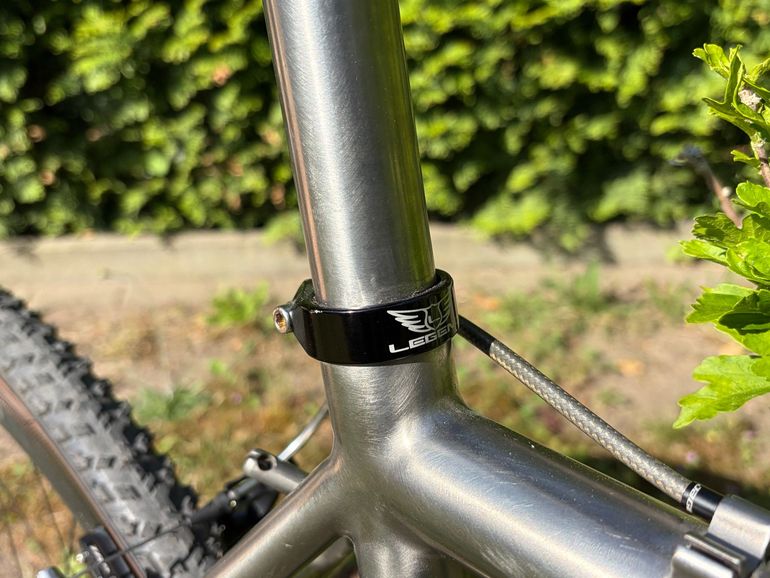 Used Legend Legend Custom SRAM Red eTap 2020 Road & Gravel — image 9 of 21