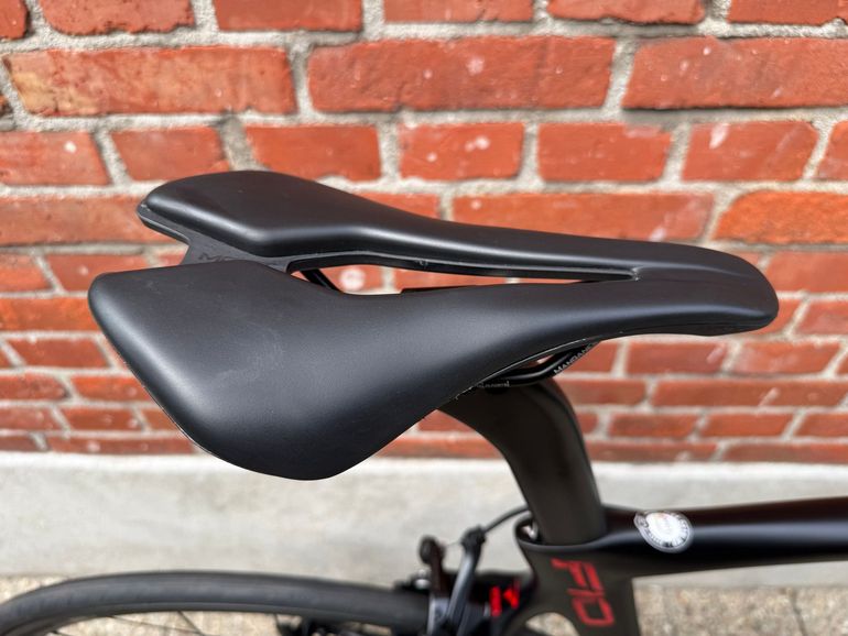 Used Pinarello Dogma Shimano Ultegra Di2 2024 Road & Gravel — image 9 of 15
