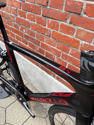 Used Pinarello Dogma Shimano Ultegra Di2 2024 Road & Gravel, Black — image 8 of 15