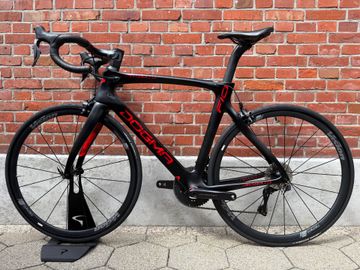 Used Pinarello Dogma Shimano Ultegra Di2 2024 Road & Gravel, Black — image 12 of 15