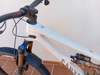 Used Canyon Spectral 125 CF 9 2023 2023 Mountainbike — image 6 of 22