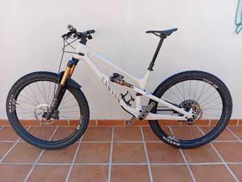Used Canyon Spectral 125 CF 9 2023 2023 Mountainbike — image 16 of 22