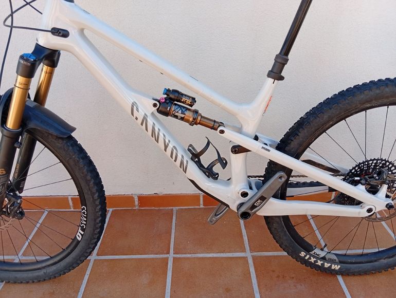 Used Canyon Spectral 125 CF 9 2023 2023 Mountainbike — image 9 of 22