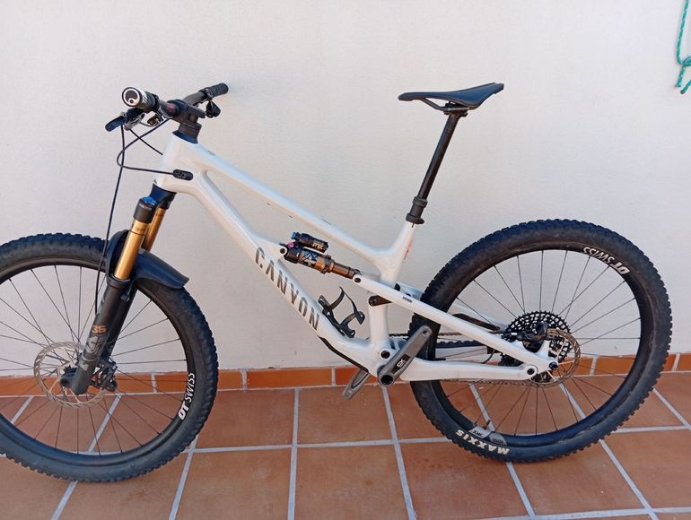 Used Canyon Spectral 125 CF 9 2023 2023 Mountainbike — image 17 of 22
