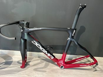 Used Pinarello DOGMA F12 DURA ACE Di2 Disc 2022 Frameset 2022 Road & Gravel