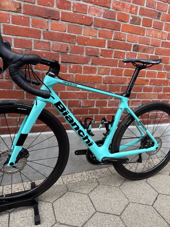 Used Bianchi Infinito Shimano 105 2023 Road & Gravel, Green — image 12 of 14