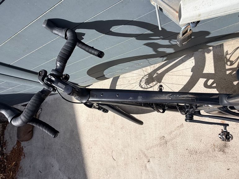 Used Specialized Roubaix SL8 Sport Apex 2024 2024 Road & Gravel — image 16 of 19