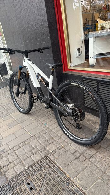 Used Rocky Mountain Instinct Powerplay SL Carbon 90 2025 2025 Mountainbike — image 2 of 10