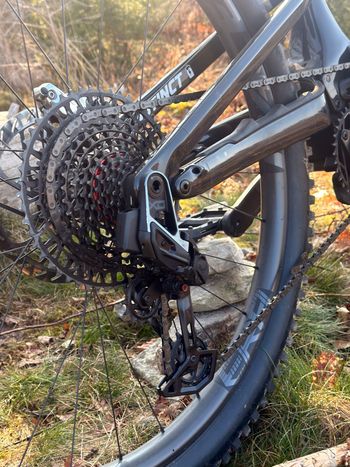 Used Rocky Mountain Instinct Powerplay SL Carbon 90 2025 2025 Mountainbike — image 9 of 10
