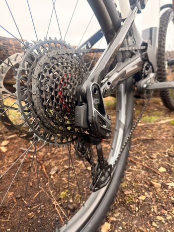 Used Rocky Mountain Instinct Powerplay SL Carbon 90 2025 2025 Mountainbike — image 8 of 10