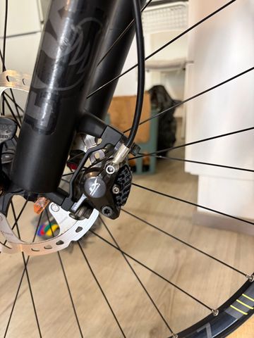 CUBE STEREO 150 27.5+ 2018 2018 Mountainbike usato, Nero — immagine 2 di 9