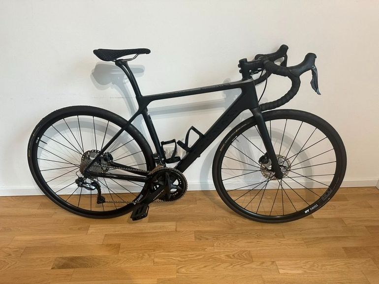 Used Canyon Endurace CF SL Disc 8.0 Di2 2019 2019 Road & Gravel — image 1 of 20