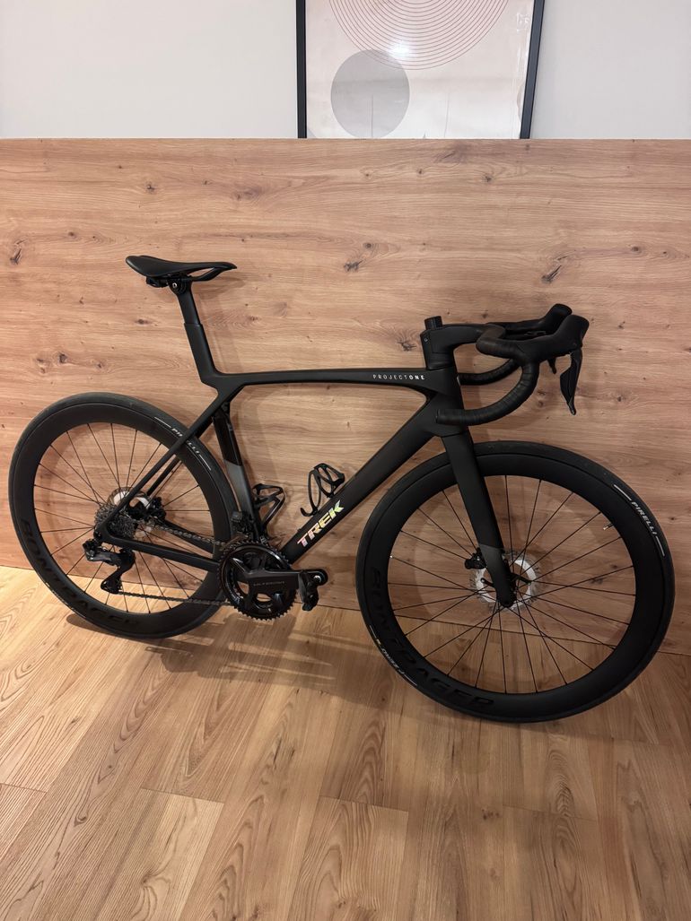 Used Trek Madone SLR 7 Gen 8 2026 2026 Road & Gravel, Black — image 7 of 7