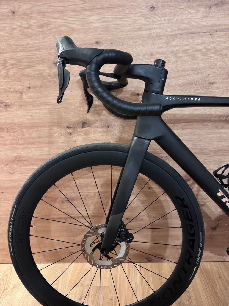 Used Trek Madone SLR 7 Gen 8 2026 2026 Road & Gravel, Black — image 2 of 7