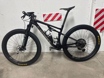 Used Specialized S-Works Epic 2023 2023 Mountainbike — image 2 of 11