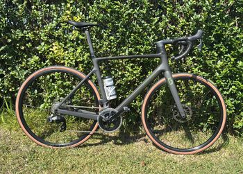 Used Scott Addict RC 30 2025 2025 Road & Gravel, Green — image 3 of 3