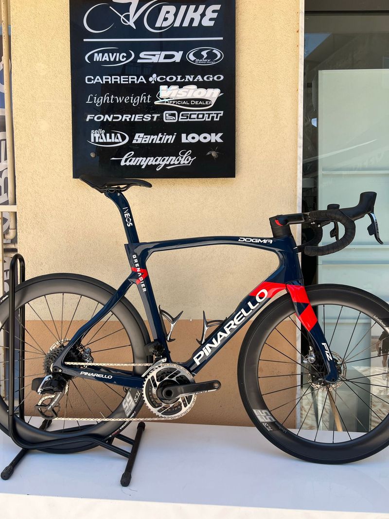 Used Pinarello Dogma SRAM Red eTap AXS 2021 Road & Gravel