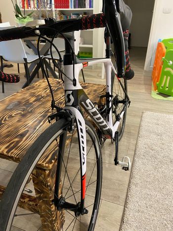 Used Scott Solace 20 2017 Road & Gravel, White — image 9 of 10