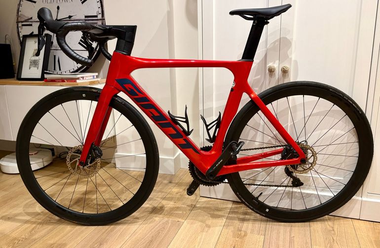 Used Giant Propel Advanced Disc 2 2022 2022 Road & Gravel, Red — image 2 of 11