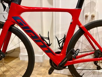 Used Giant Propel Advanced Disc 2 2022 2022 Road & Gravel, Red — image 7 of 11