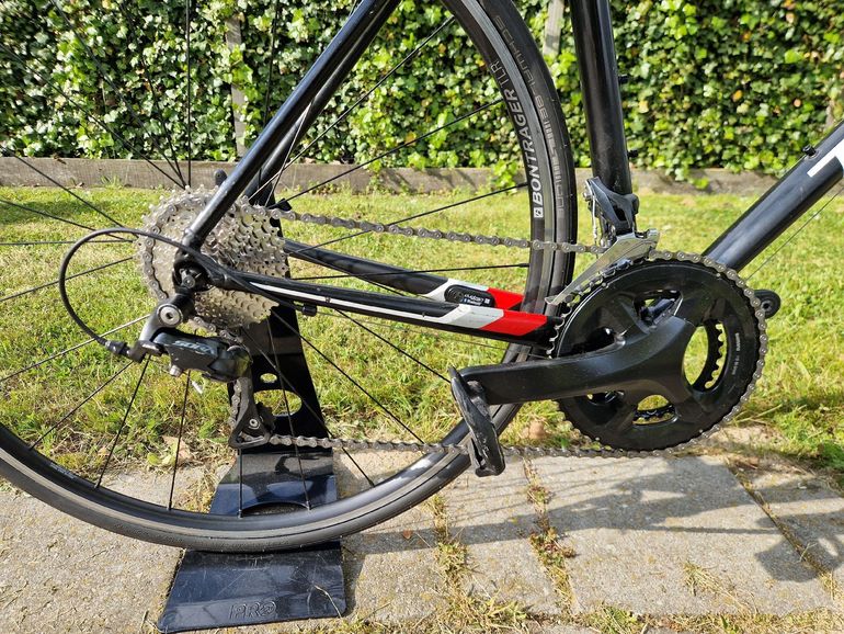 Used Trek Domane AL 3 2018 2018 Road & Gravel, Black — image 3 of 12