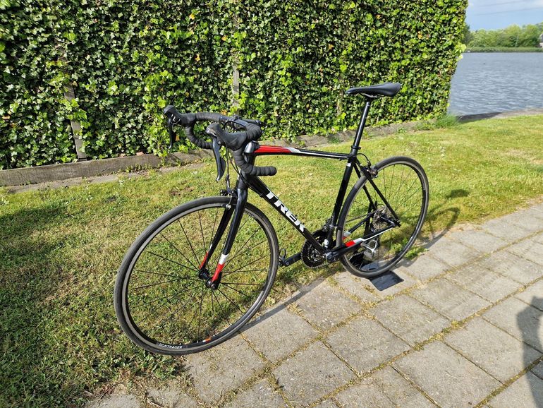 Used Trek Domane AL 3 2018 2018 Road & Gravel, Black — image 11 of 12