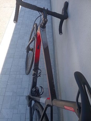 Used Colnago V3 Disc 105 Bike 2022 2022 Road & Gravel — image 17 of 17