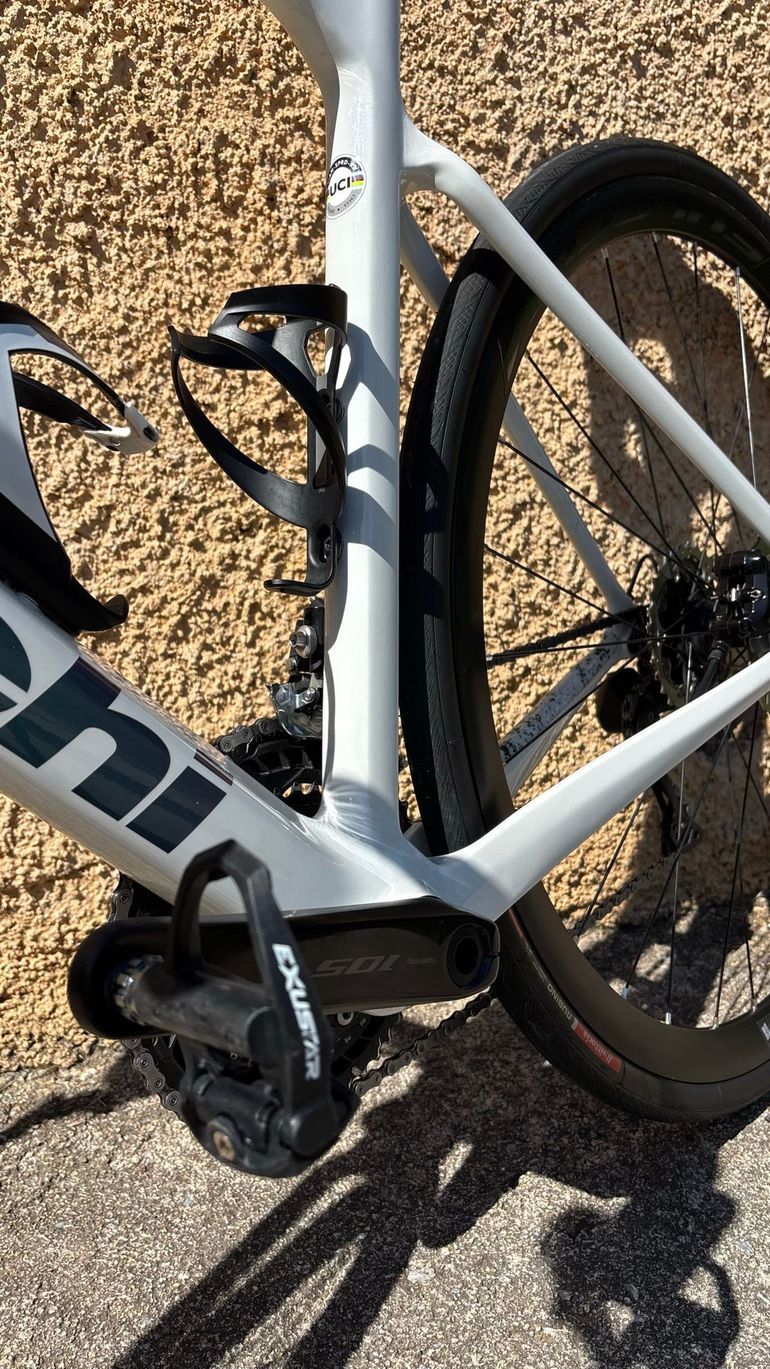 Used Bianchi Sprint 105 2025 2025 Road & Gravel, White — image 3 of 13