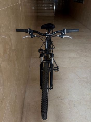 Used DECATHLON DECATHLON Custom Shimano Deore XT Di2 2022 Mountainbike, Schwarz — image 3 of 4