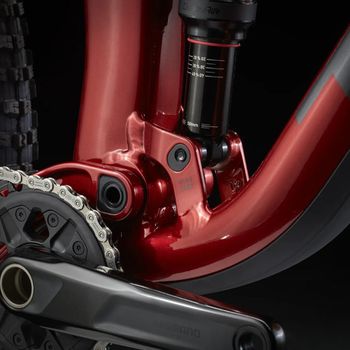 Used Trek Trek Top Fuel 8 XT 12v 2024 Mountainbike, Red — image 4 of 5