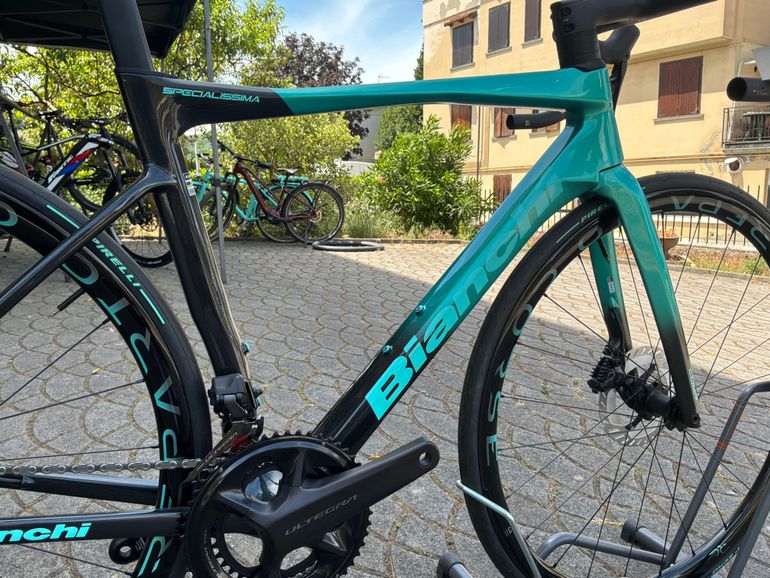 Used Bianchi Specialissima Shimano Ultegra Di2 2026 Road & Gravel — image 6 of 6