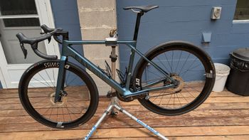 Used Canyon Ultimate CF SLX 8 Di2 2024 2024 Road & Gravel