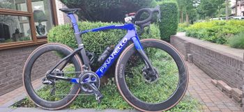Brugt Pinarello DOGMA F DURA ACE Di2 2025 2025 Road & Gravel