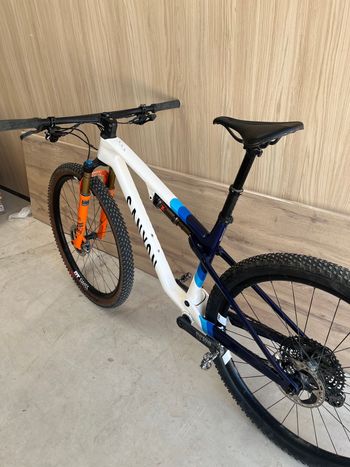 Used Canyon Lux World Cup CFR Team 2024 2024 Mountainbike, Weiß, 29 — image 19 of 21