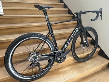Used Factor OSTRO VAM - Shimano Ultegra 2026 2026 Road & Gravel, Schwarz — image 2 of 6