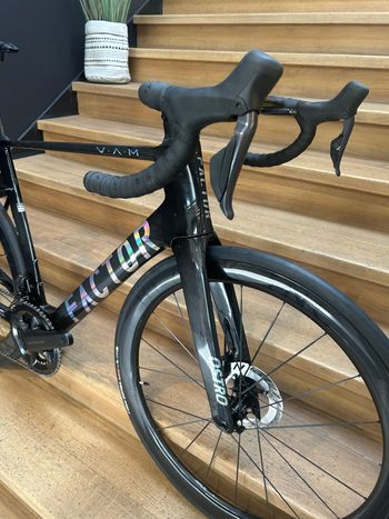 Used Factor OSTRO VAM - Shimano Ultegra 2026 2026 Road & Gravel, Schwarz — image 3 of 6