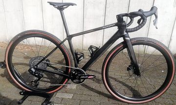 Tweedehands Avona CALLIS SRAM Rival 2026 2026 Road & Gravel — afbeelding 1 van 13