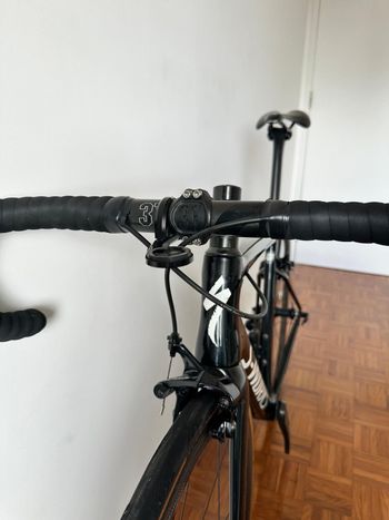 Used Specialized S-Works Tarmac SL6 - SRAM Red ETap - 2019 2019 Road & Gravel — image 5 of 13