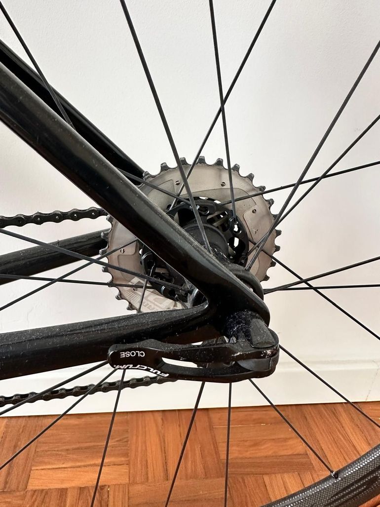 Used Specialized S-Works Tarmac SL6 - SRAM Red ETap - 2019 2019 Road & Gravel — image 3 of 13
